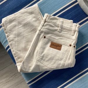 Straight leg wrangler off white jeans